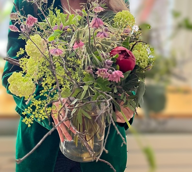 Blumenstrauss grün rosa